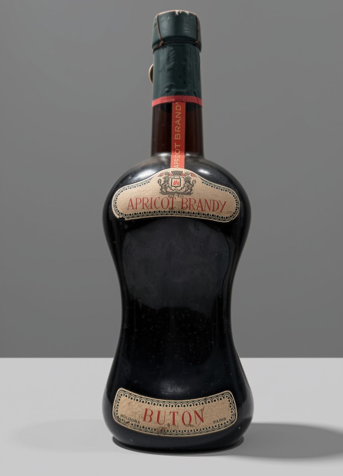 APRICOT BRANDY - BUTON
